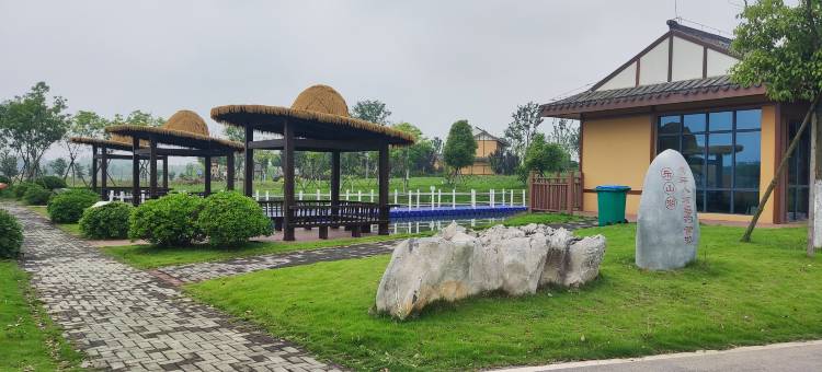乐湖居民宿(乐山湖国际垂钓中心店)图片