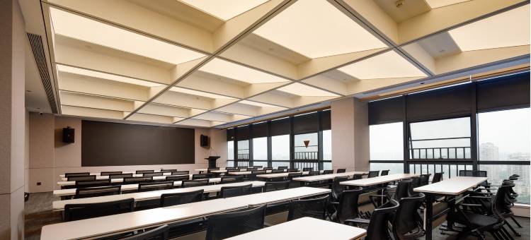 云朵槑酒店(赣南科技学院万象城店)图片