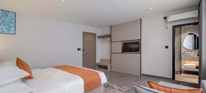 雅瑞斯酒店(大安古镇民俗文化广场店)图片