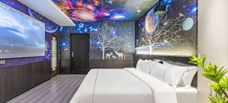 怡家假日酒店(广州花都广场地铁站融创文旅城店)图片