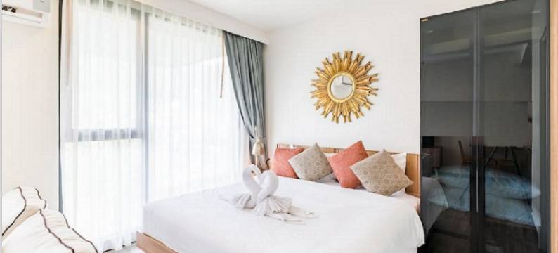 The Deck Patong图片