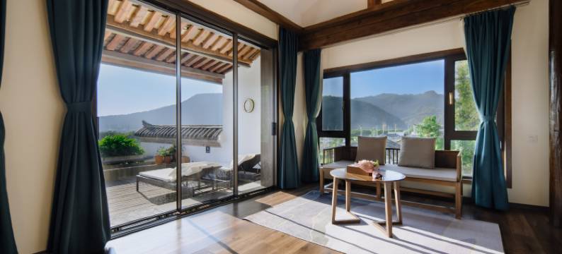 腾冲云喜丨温泉泡池·山野极景丨轻奢度假庭院图片