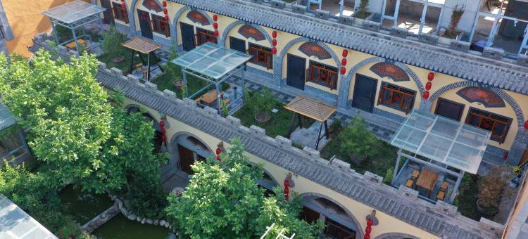 西安秦俑村窑洞庭院(兵马俑博物馆店)图片