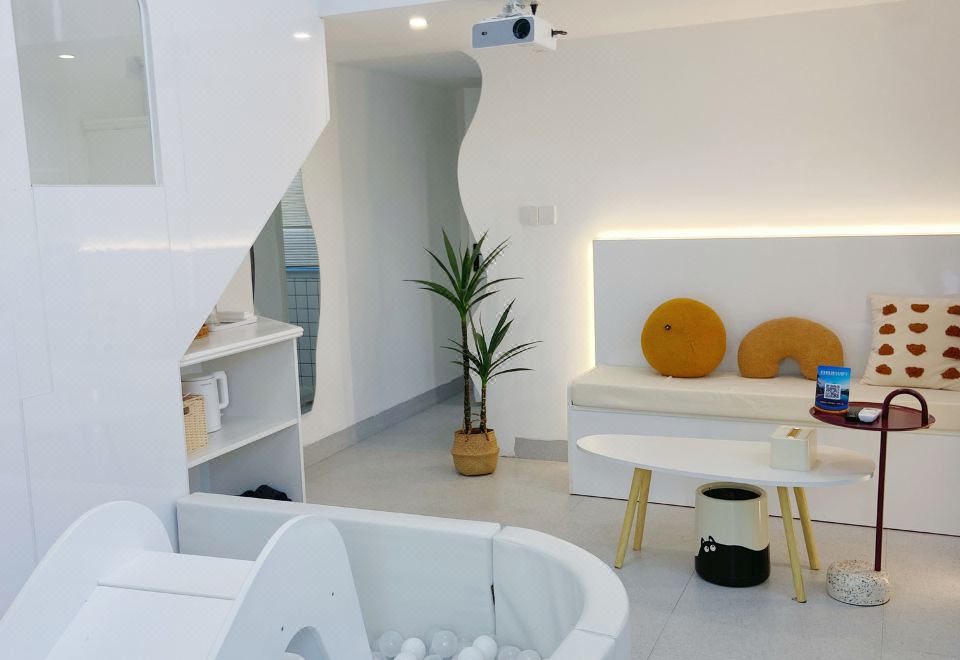 Volcanic Island Lihe94 This Xiang Homestay Over view