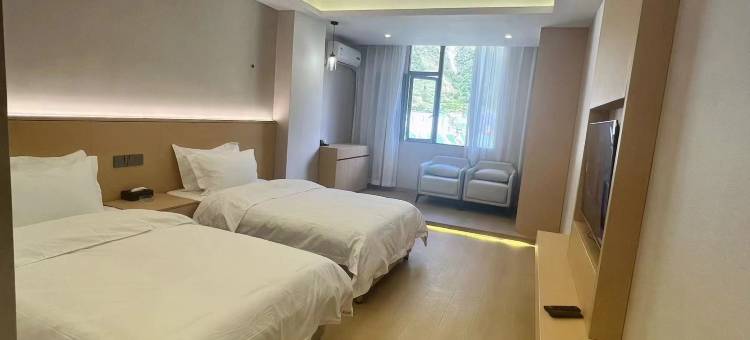 雅江晚舟酒店图片