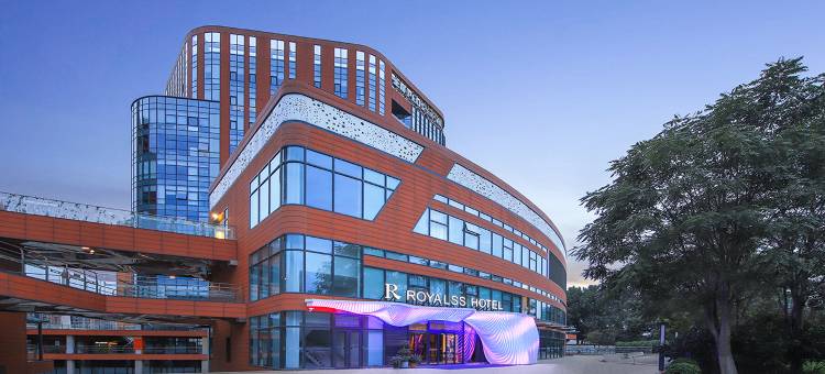 R ROYALSS HOTEL(北京通州环球度假区店)图片
