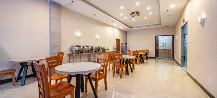 维也纳3好酒店(深圳坪山高铁站店)图片