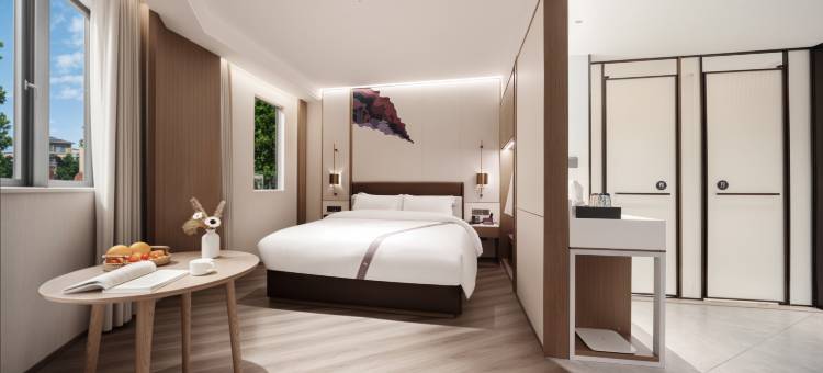 香港花园酒店(广汉高铁北站店)图片