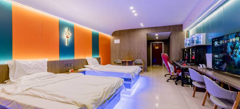 蜜桃电竞酒店(呼和浩特凯德广场诺和木勒地铁站店)图片