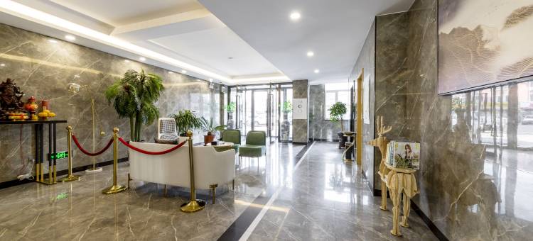 6月轻奢酒店(包头市东河机场店)图片