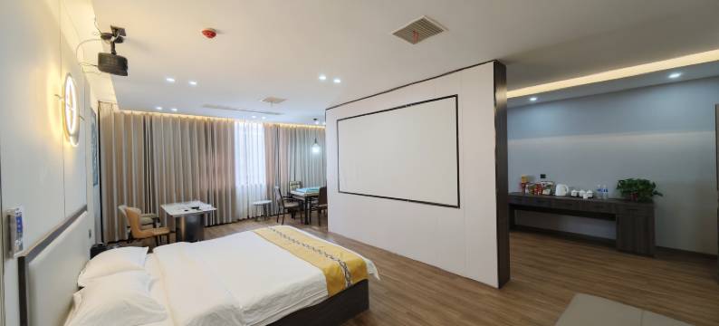 芸栖影视·电竞酒店图片