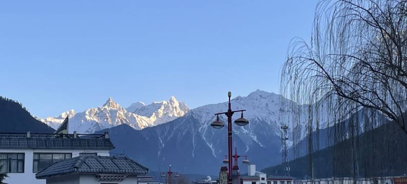 藏布江青年旅舍图片