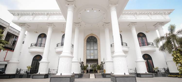 日惹帕里斯皇家酒店(The Grand Palace Hotel Yogyakarta)图片