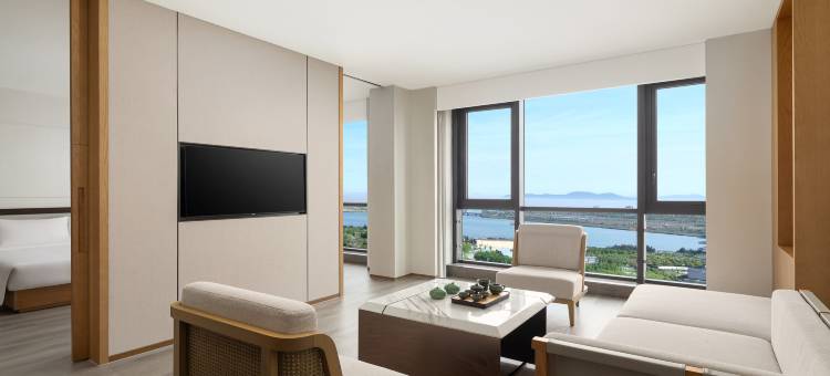 宁波象山大目湾假日酒店(松兰山度假区店)图片