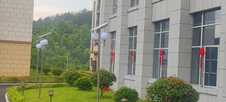 靖安九岭一峰酒店图片