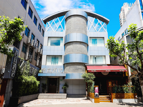 Zsmart智尚酒店(上海南京西路梅陇镇广场店)