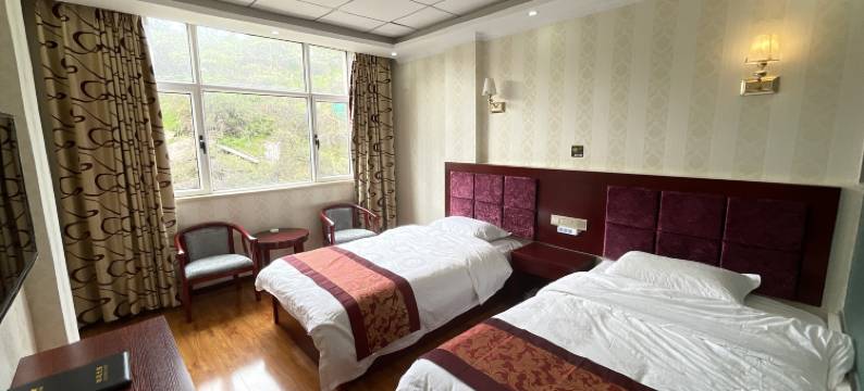 碌曲郎悦宾馆图片