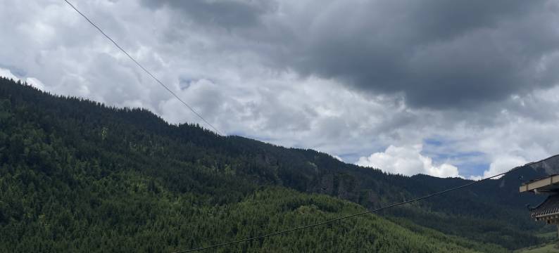 迭部扎尕那乐福之家图片