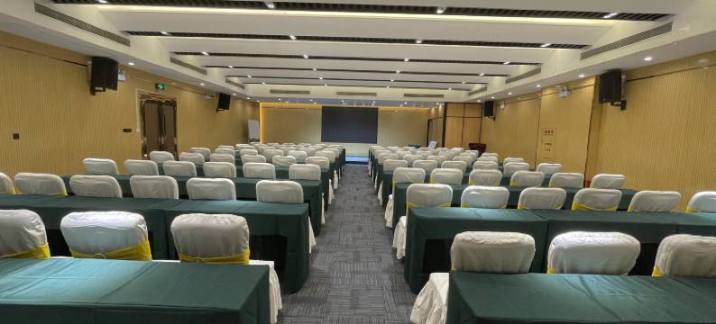 爱豪国际酒店(武汉高铁站东广场店)图片