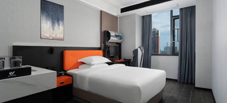 星际电竞酒店(长沙电力职业技术学院店)图片