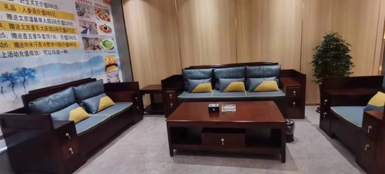 中铭智文旅大酒店(徐家河风景区店)图片