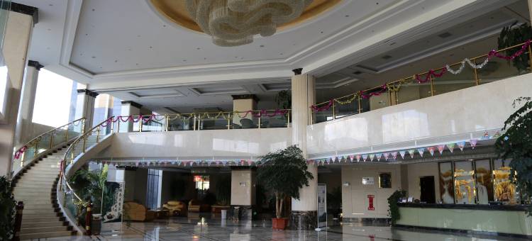 双江华耀大酒店图片