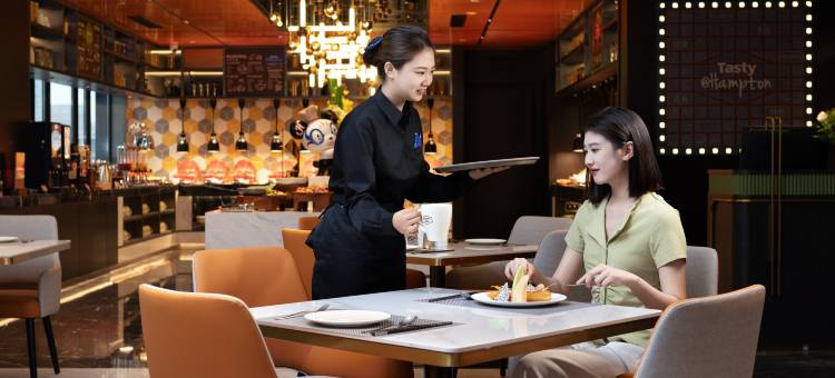 天津滨海泰达希尔顿欢朋酒店图片