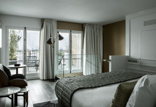 La Clef Champs-Élysées Paris by The Crest CollectionHotel Overview