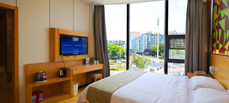 格林青皮树酒店(无锡惠山风景区百乐广场店)图片