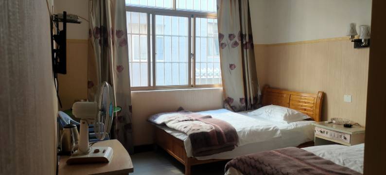 禄劝方圆宾馆图片