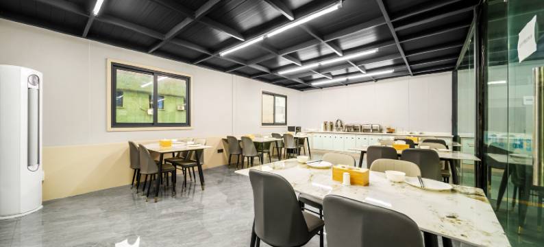 曼庭酒店(垫江高铁站店)图片