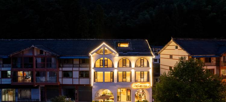 梵净山•陌野•江畔轻奢美宿(梵净山景区店)图片