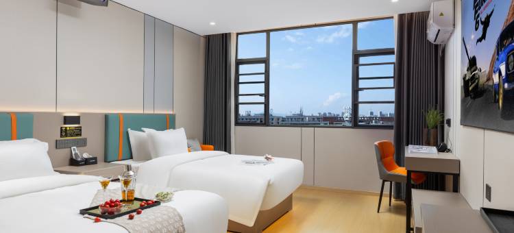 轻住·仰望花园酒店(南昌秋水广场红谷滩店)图片