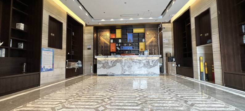 欧菲顿酒店(深圳红花山体育馆店)图片