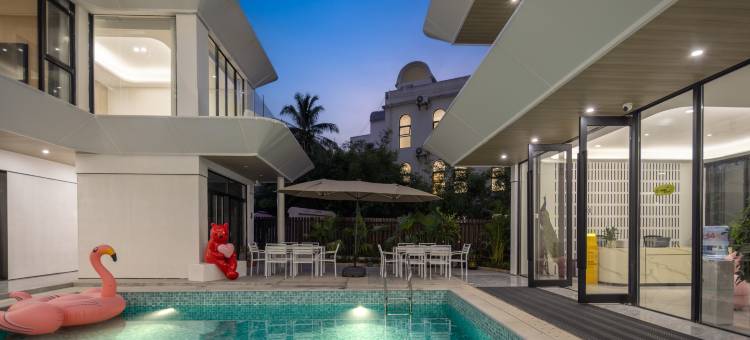 纯一HOTEL(三亚亚龙湾店)图片