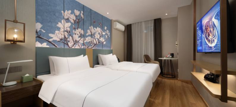 白玉兰酒店(长沙橘子洲景区五一广场地铁站店)图片