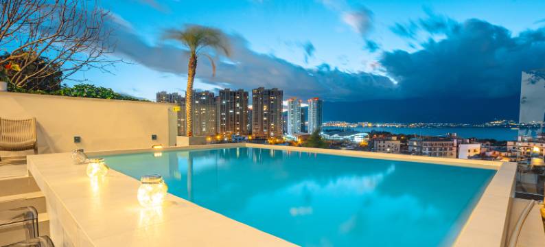 DaLi云涛晓雾·景观泳池丨180°全海景Villa美宿(大理洱海店)图片