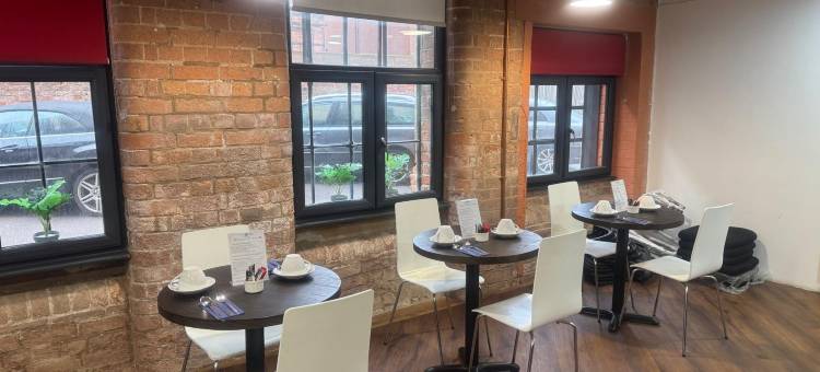 诺丁汉特里维勒斯丽晶酒店(Trivelles Regency, Nottingham)图片