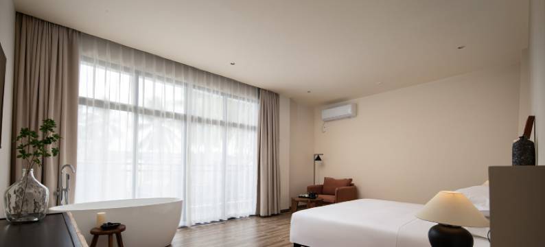 三亚观山隐民宿(三亚凤凰机场店)图片