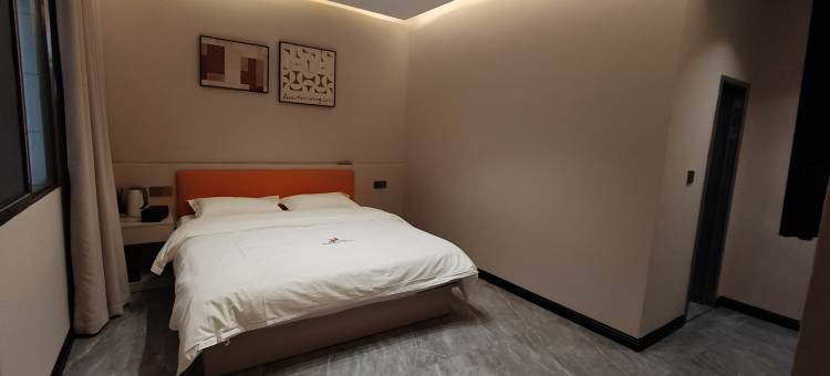 富源玖捌伍电竞酒店图片