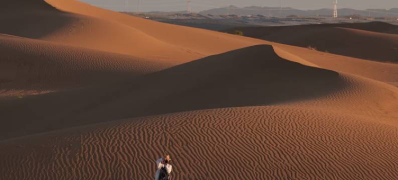 沙漠空间站露营地中心图片