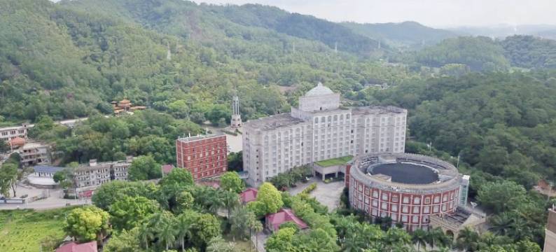 廉江丽波酒店(廉江樱花公园店)图片