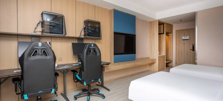 雷神电竞酒店(盐城招商场店)图片