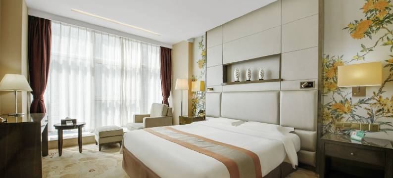 青岛东方梅地亚酒店(黄岛金沙滩店)图片