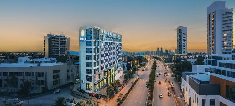 明月湖酒店(百色高铁站百色市中级人民法院店)图片