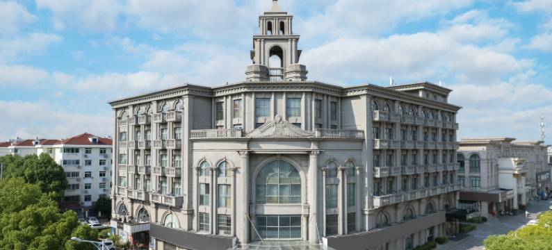 上海城市沙滩轩逸假日酒店(金山卫火车站店)图片