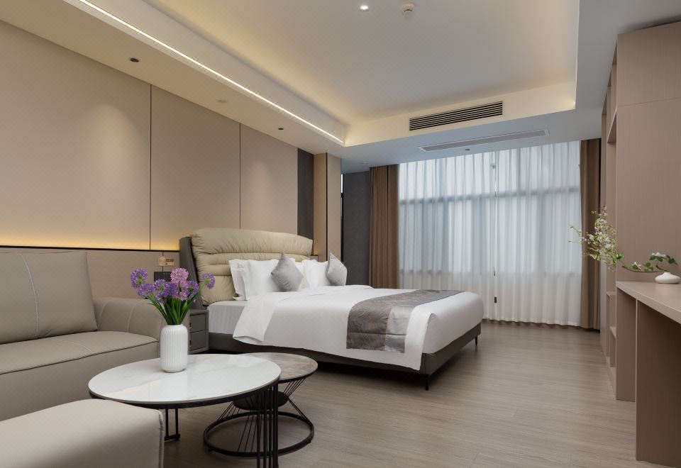 Hezhang Jiuyuan Grand Hotel Hotel Overview