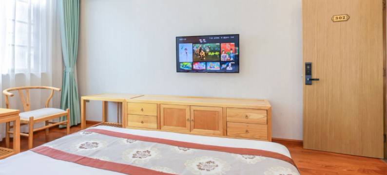 倚梦酒店(大理高铁站店)图片