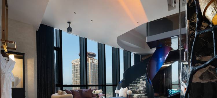 重庆江岛假日高空酒店(解放碑洪崖洞店)图片