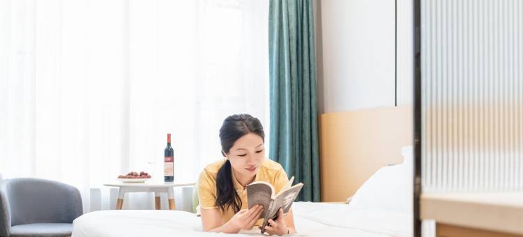 瑞莱悦旅酒店(洛阳火车站地铁站店)图片